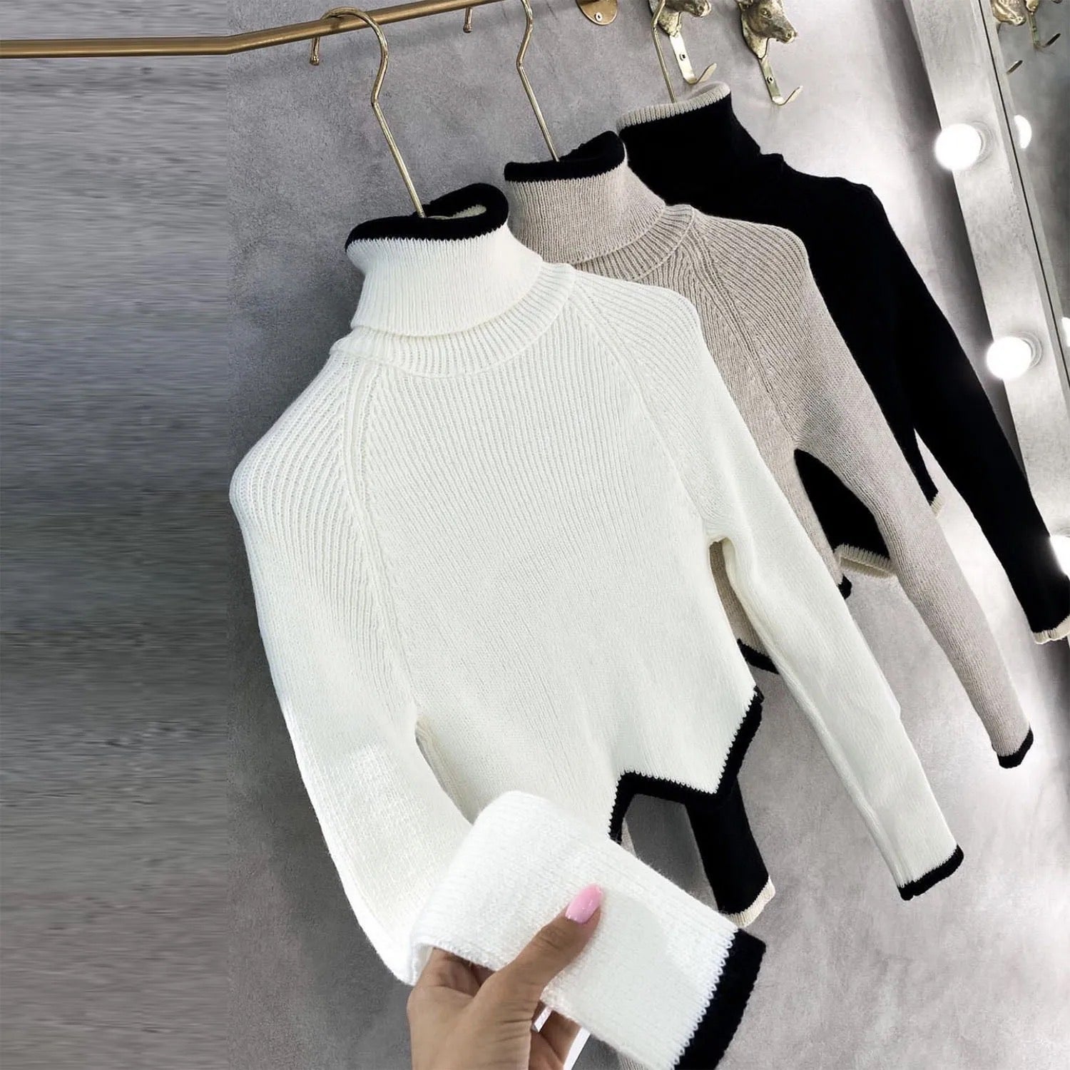 EVANNE Premium Contrast Binding Roll Neck Knit Crop Jumper